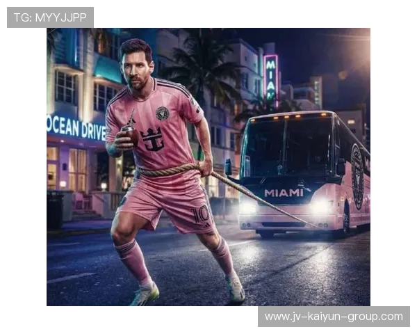 决赛哨响那刻，梅西高举奖杯的瞬间让社媒彻底爆炸